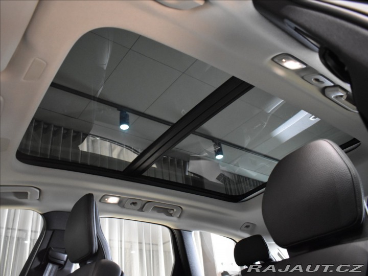 Volvo XC60 2,0 B5 AWD Ultra HEAD UP, 2025