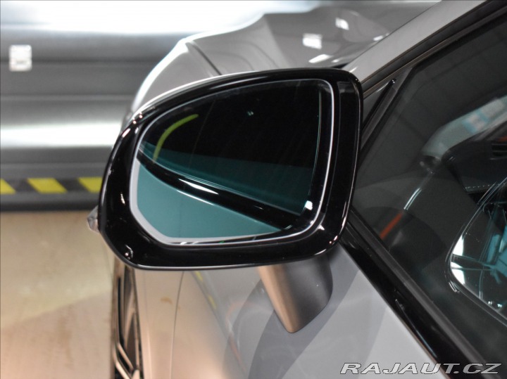 Volvo XC60 2,0 B5 AWD Ultra HEAD UP, 2025