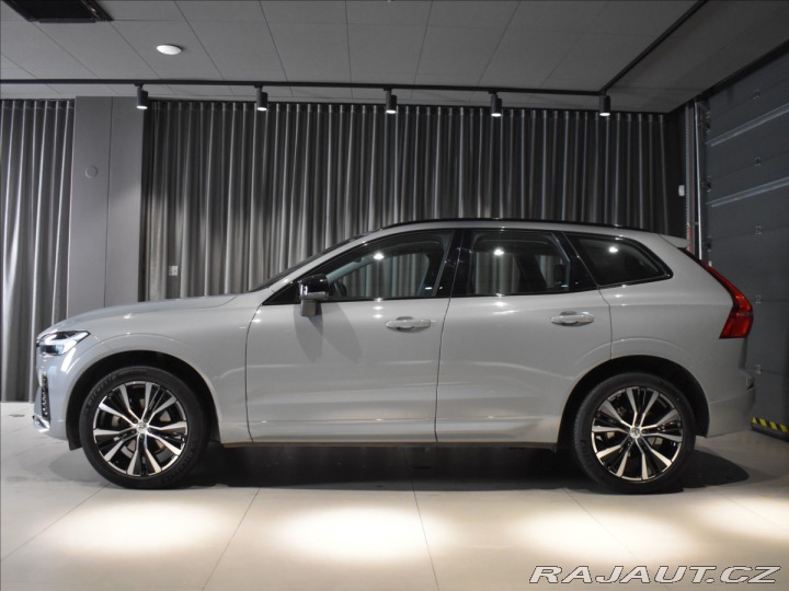 Volvo XC60 2,0 B5 AWD Ultra HEAD UP, 2025
