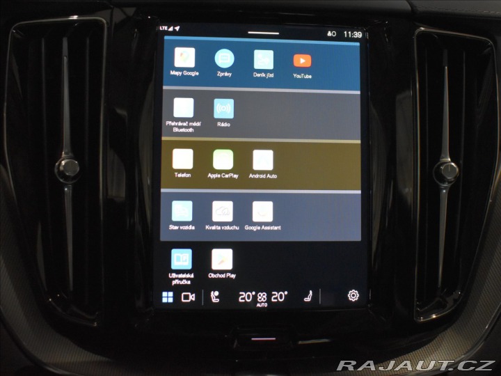 Volvo XC60 2,0 B5 AWD Ultra HEAD UP, 2025