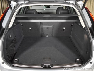 Volvo XC60 2,0 B5 AWD PLUS BLIS,Bezk 2025