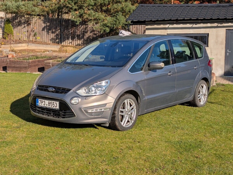 Ford S-MAX 2,0 EcoBoost 147 kW • r