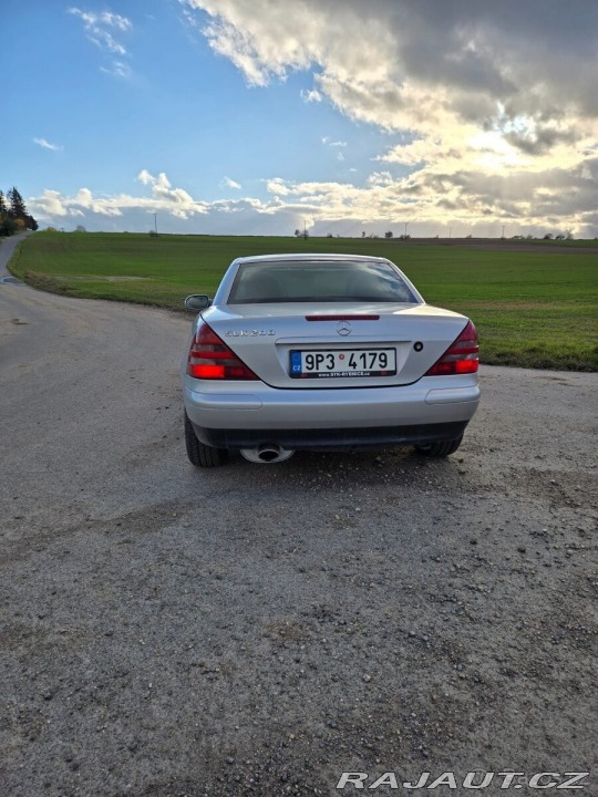 Mercedes-Benz Ostatní modely 200 z roku 1998 – Německá leg 1998