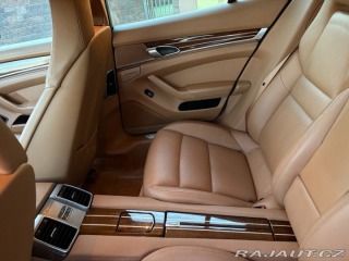 Porsche Panamera 4,8   4S 2011