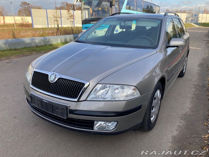 Škoda Octavia 1,6   MPi Ambiente+, jede 2008