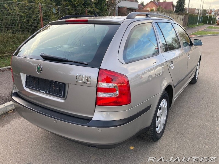 Škoda Octavia 1,6   MPi Ambiente+, jede 2008