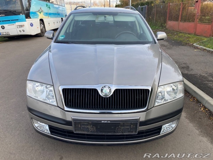 Škoda Octavia 1,6   MPi Ambiente+, jede 2008