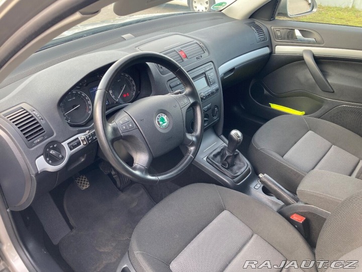 Škoda Octavia 1,6   MPi Ambiente+, jede 2008