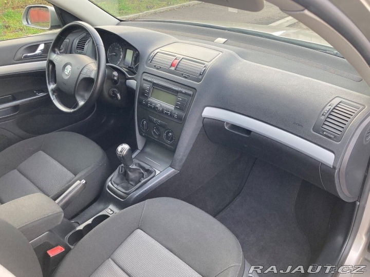 Škoda Octavia 1,6   MPi Ambiente+, jede 2008
