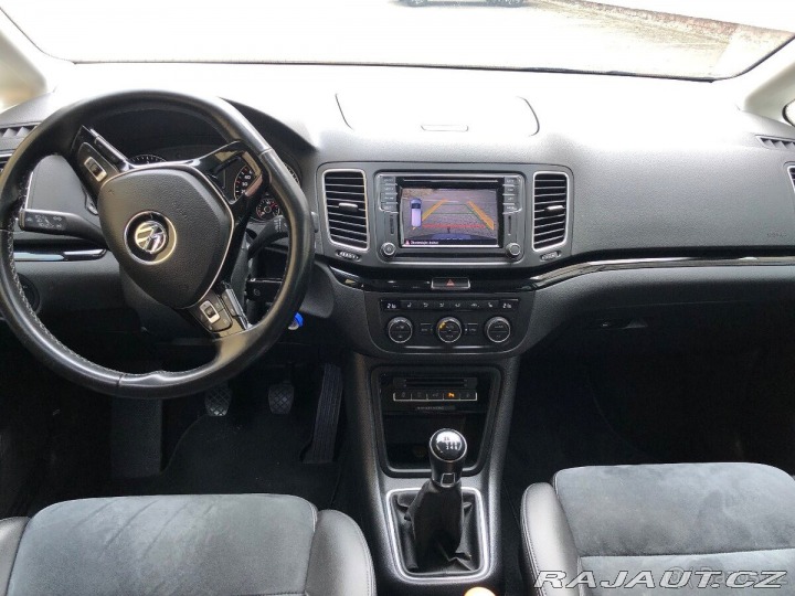 Volkswagen Sharan 2,0   150 PS, rok 2020, z 2020
