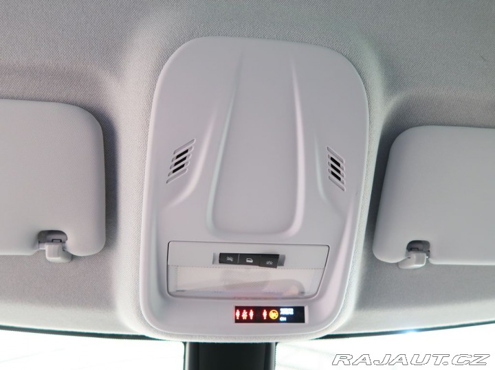 Opel Crossland 1.2TURBO,81kW,ELEGANCE,MA 2024