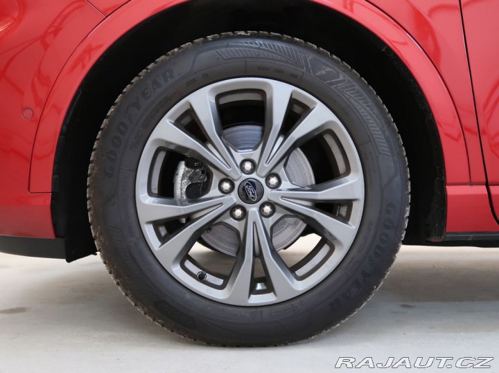 Ford Kuga 1.5EcoBoost,110kW,ST-LINE 2023