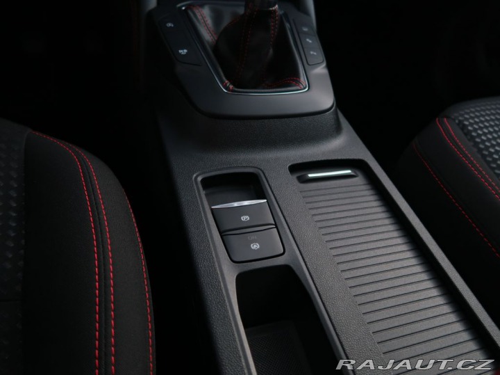 Ford Kuga 1.5EcoBoost,110kW,ST-LINE 2023