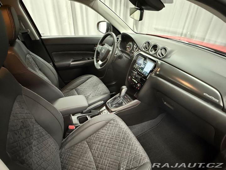 Suzuki Vitara 1,4 Eleg.4x4 AT-tažné zař 2025