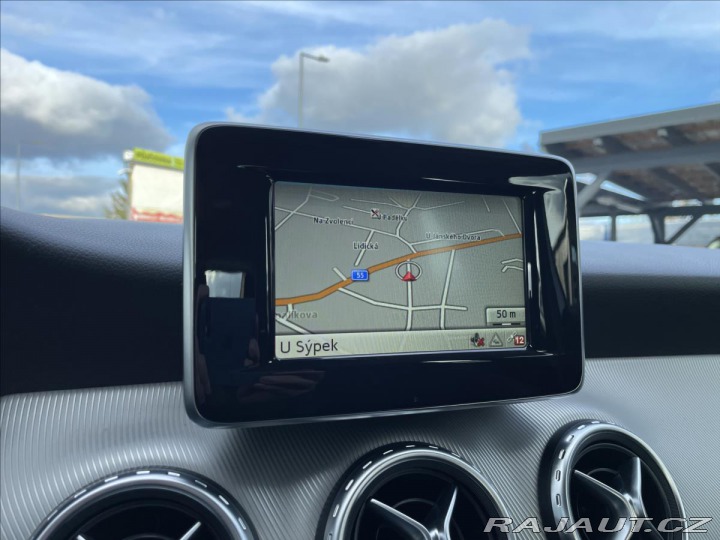 Mercedes-Benz GLA 180 CDi Navi*Polokůže Kam 2015