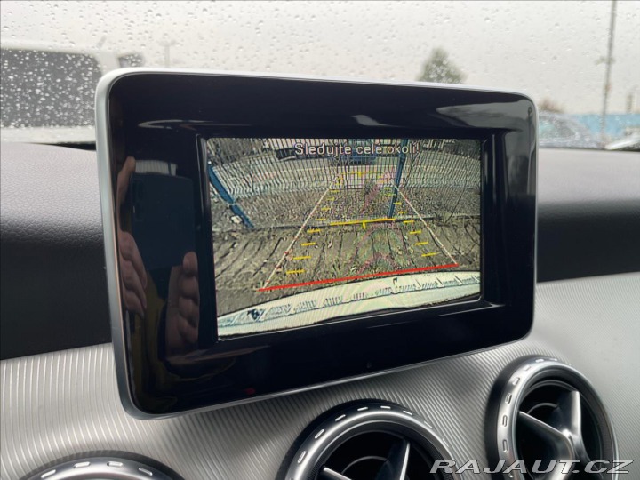 Mercedes-Benz GLA 180 CDi Navi*Polokůže Kam 2015