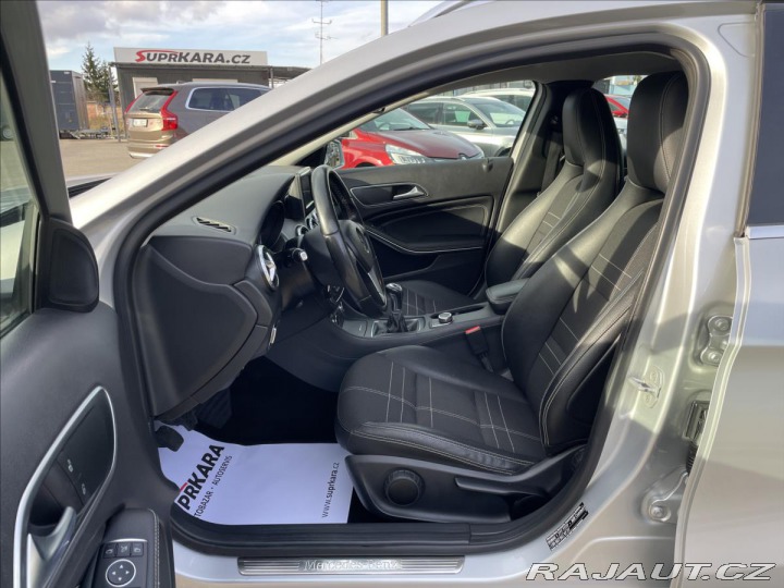 Mercedes-Benz GLA 180 CDi REZERVACE 2015