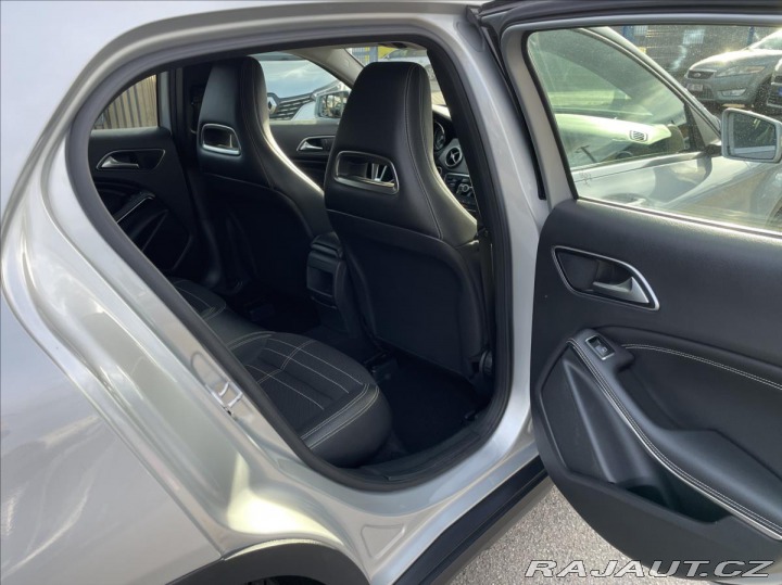 Mercedes-Benz GLA 180 CDi Navi*Polokůže Kam 2015