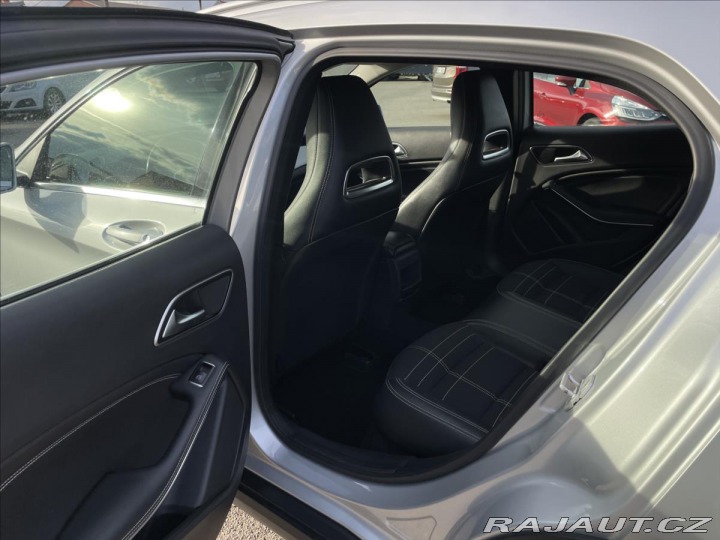 Mercedes-Benz GLA 180 CDi Navi*Polokůže Kam 2015