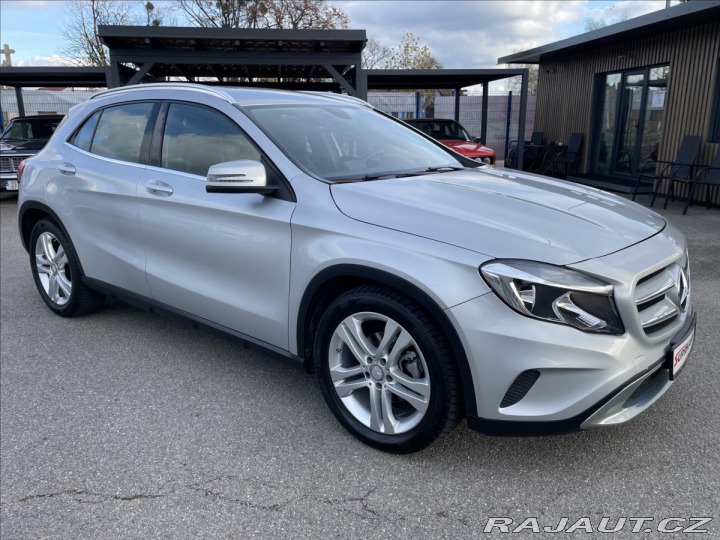 Mercedes-Benz GLA 180 CDi Navi*Polokůže Kam 2015