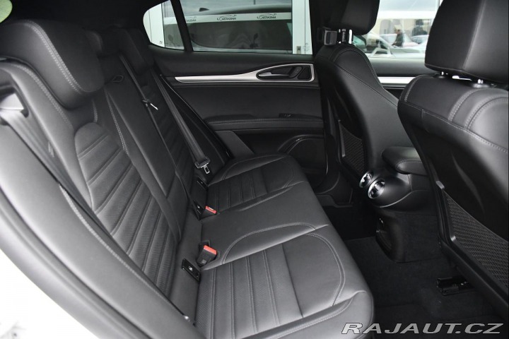 Alfa Romeo Stelvio VELOCE Q4 1M ZÁRUKA 2024