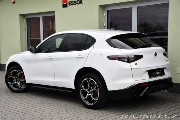 Alfa Romeo Stelvio VELOCE Q4 1M ZÁRUKA 2024