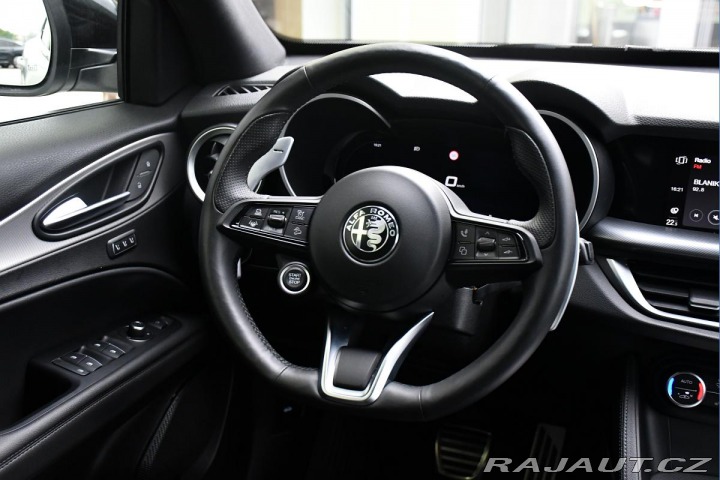 Alfa Romeo Stelvio VELOCE Q4 1M ZÁRUKA 2024
