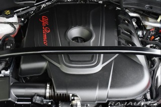 Alfa Romeo Stelvio VELOCE Q4 1M ZÁRUKA 2024