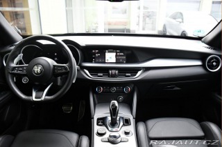 Alfa Romeo Stelvio VELOCE Q4 1M ZÁRUKA 2024