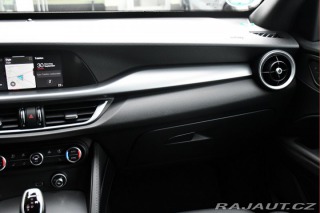 Alfa Romeo Stelvio VELOCE Q4 1M ZÁRUKA 2024