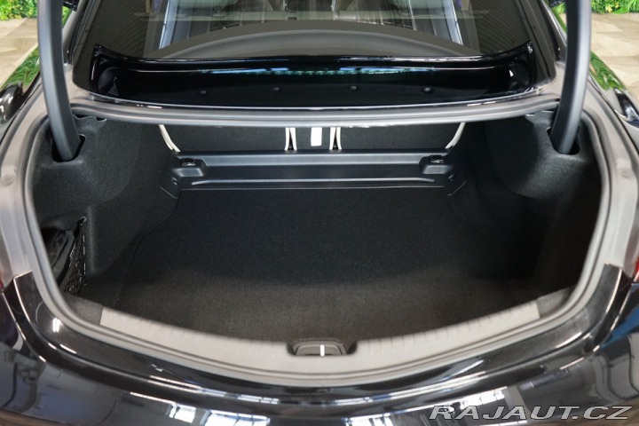 Mercedes-Benz CLE 220d*LED*360*ZÁRUKA* 2025