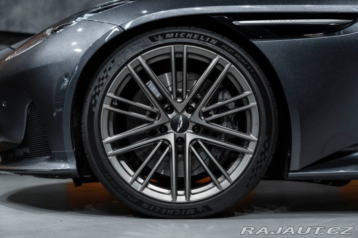 Aston Martin DB12 Coupé 44.0 V8, Inspire Co 1800