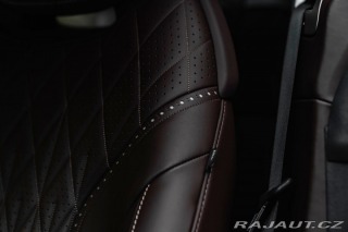 Aston Martin DB12 Coupé 44.0 V8, Inspire Co 2025