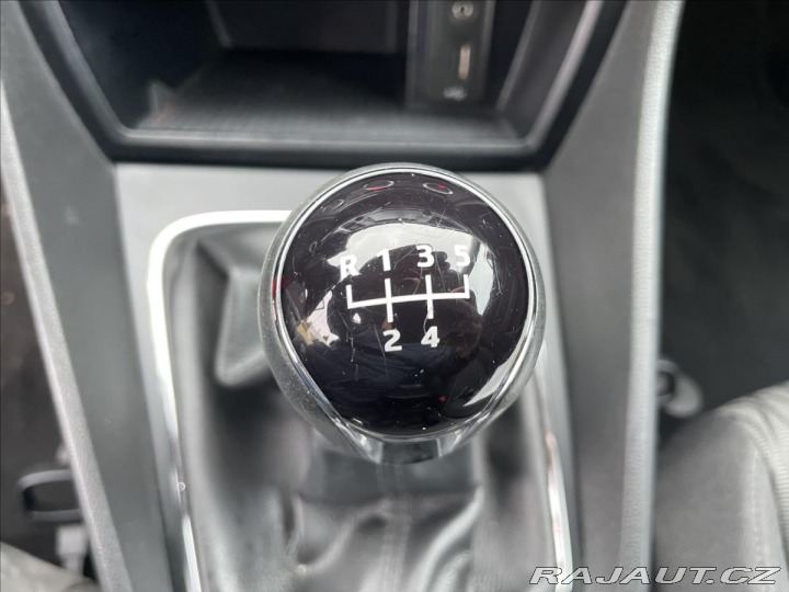 Seat Leon 1,6 TDi 81kw Elegance, po 2015