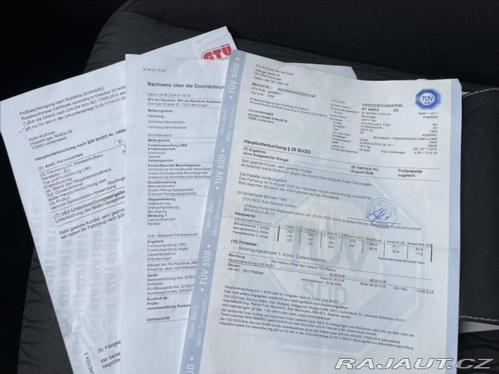 Seat Leon 1,6 TDi 81kw Elegance, po 2015