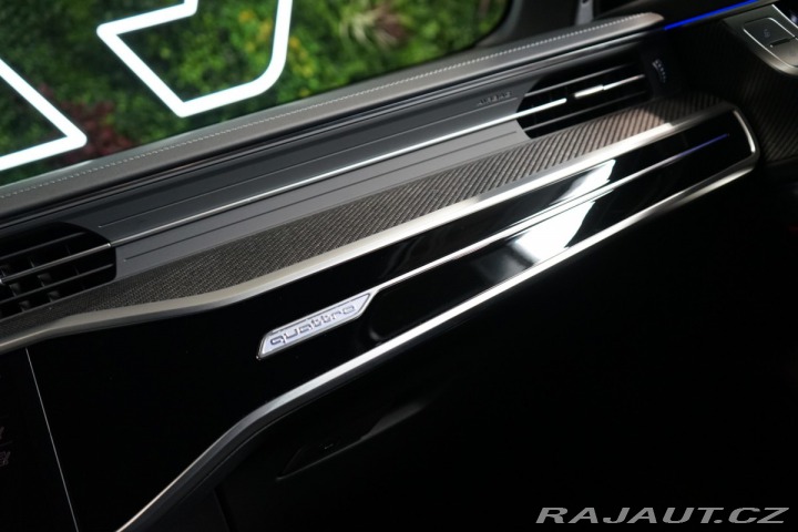 Audi RS6 AVANT*PERFORMANCE*QUATTRO 2025