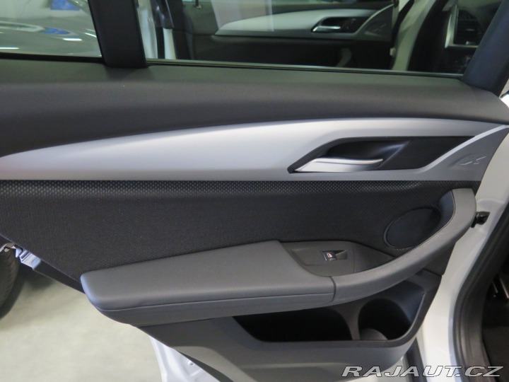 BMW X3 2.0i xDrive,AUT,klima,taž 2019