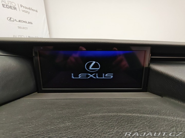 Lexus IS 300h 2020