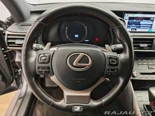 Lexus IS 300h 2020
