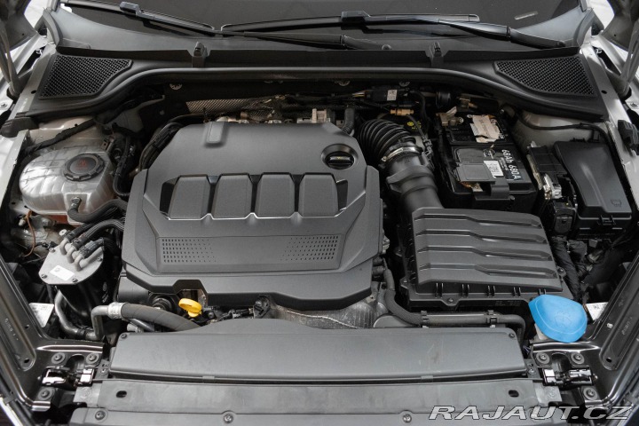 Škoda Octavia SCOUT TDI 147 4x4*TAŽNÉ*Č 2021