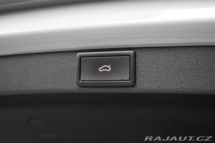 Škoda Octavia SCOUT TDI 147 4x4*TAŽNÉ*Č 2021