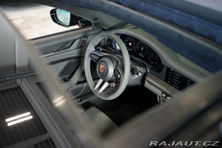 Porsche 911 992.2 4 GTS*BOSE*HD-MATRI 2025