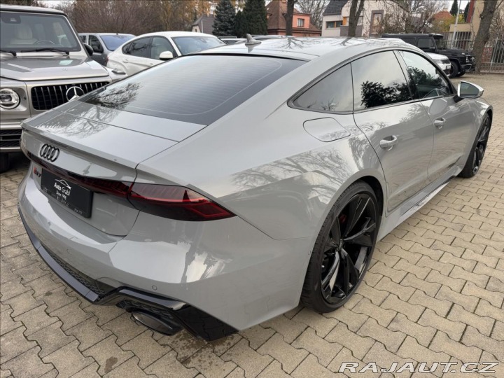 Audi RS7  2022