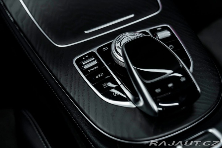 Mercedes-Benz E Coupé 4Matic, Airmatic, B 2018