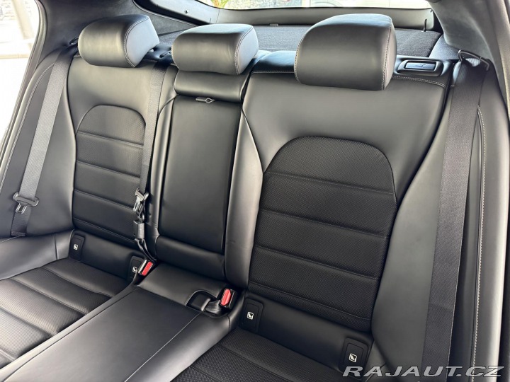 Kia Stinger 3,3TGDI V6*4WD*Head-Up*DP 2018