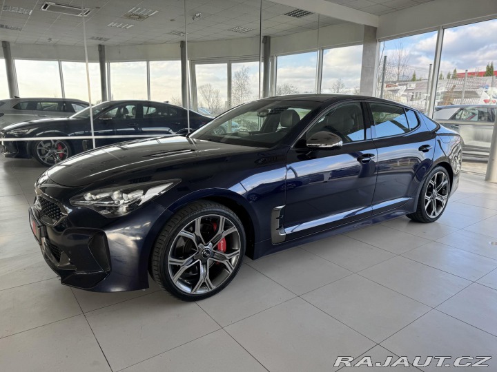 Kia Stinger 3,3TGDI V6*4WD*Head-Up*DP 2018