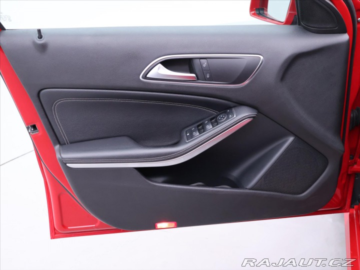 Mercedes-Benz A 1,6 180 90kW Style Navi K 2013