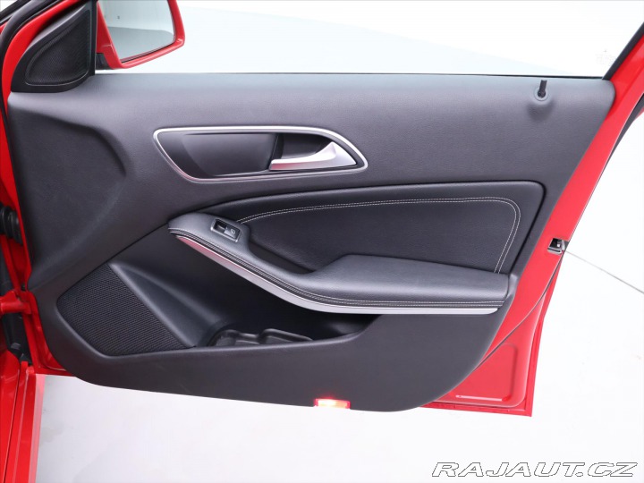 Mercedes-Benz A 1,6 180 90kW Style Navi K 2013