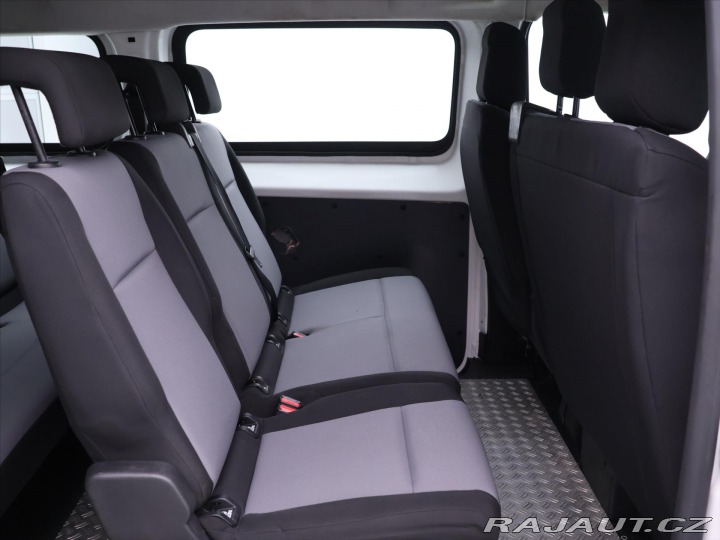 Peugeot Ostatní modely Expert 1,6 HDI 85kW Klima 9-Míst 2019