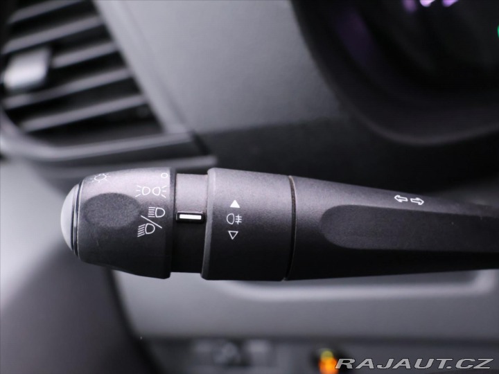 Peugeot Ostatní modely Expert 1,6 HDI 85kW Klima 9-Míst 2019